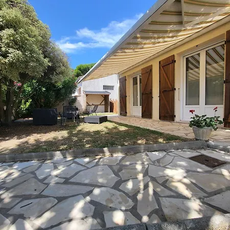 Maison Familiale A Fouras-plage & Centre A Pied Semesterbostad