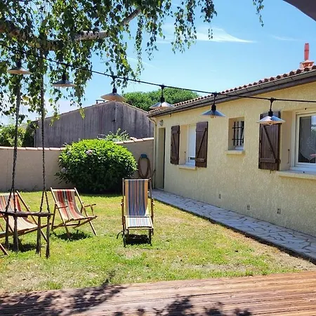 Maison Familiale A Fouras-plage & Centre A Pied Semesterbostad