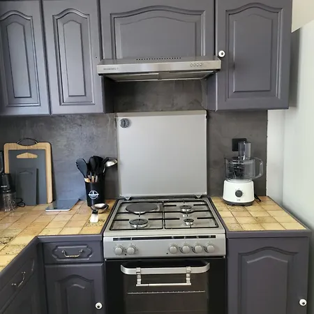 Дом отдыха Maison Familiale A Fouras-plage & Centre A Pied Фура